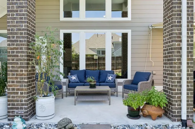 $480,000 | 809 Nathanael Greene Court, Aubrey, TX 76227