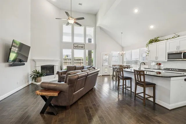 $480,000 | 809 Nathanael Greene Court, Aubrey, TX 76227