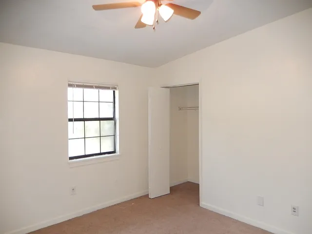 $1,100 | 2807 Botany Place, Tallahassee, FL 32301