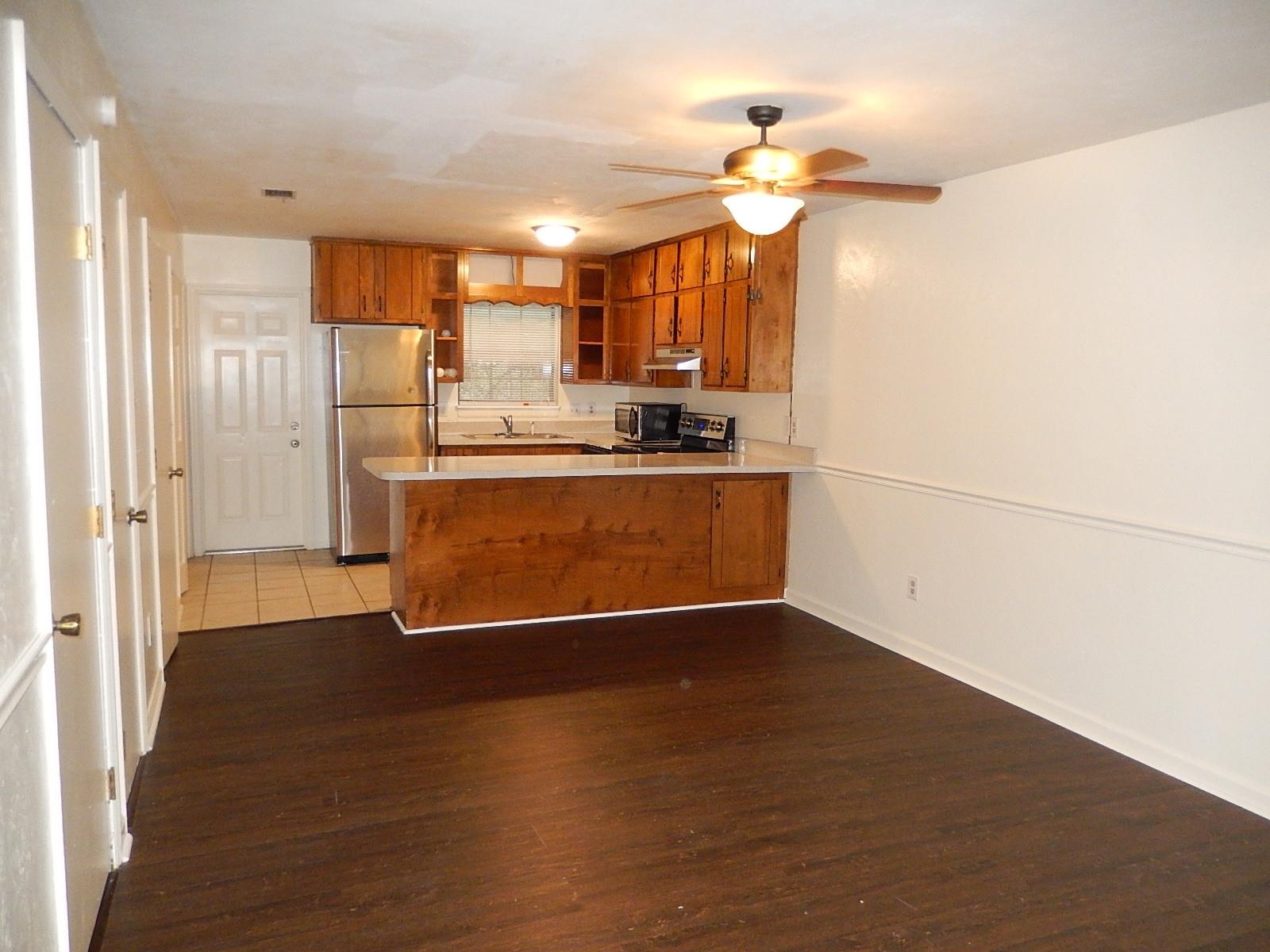 2807 Botany Place Tallahassee, FL 32301 - Photo 8 of 15