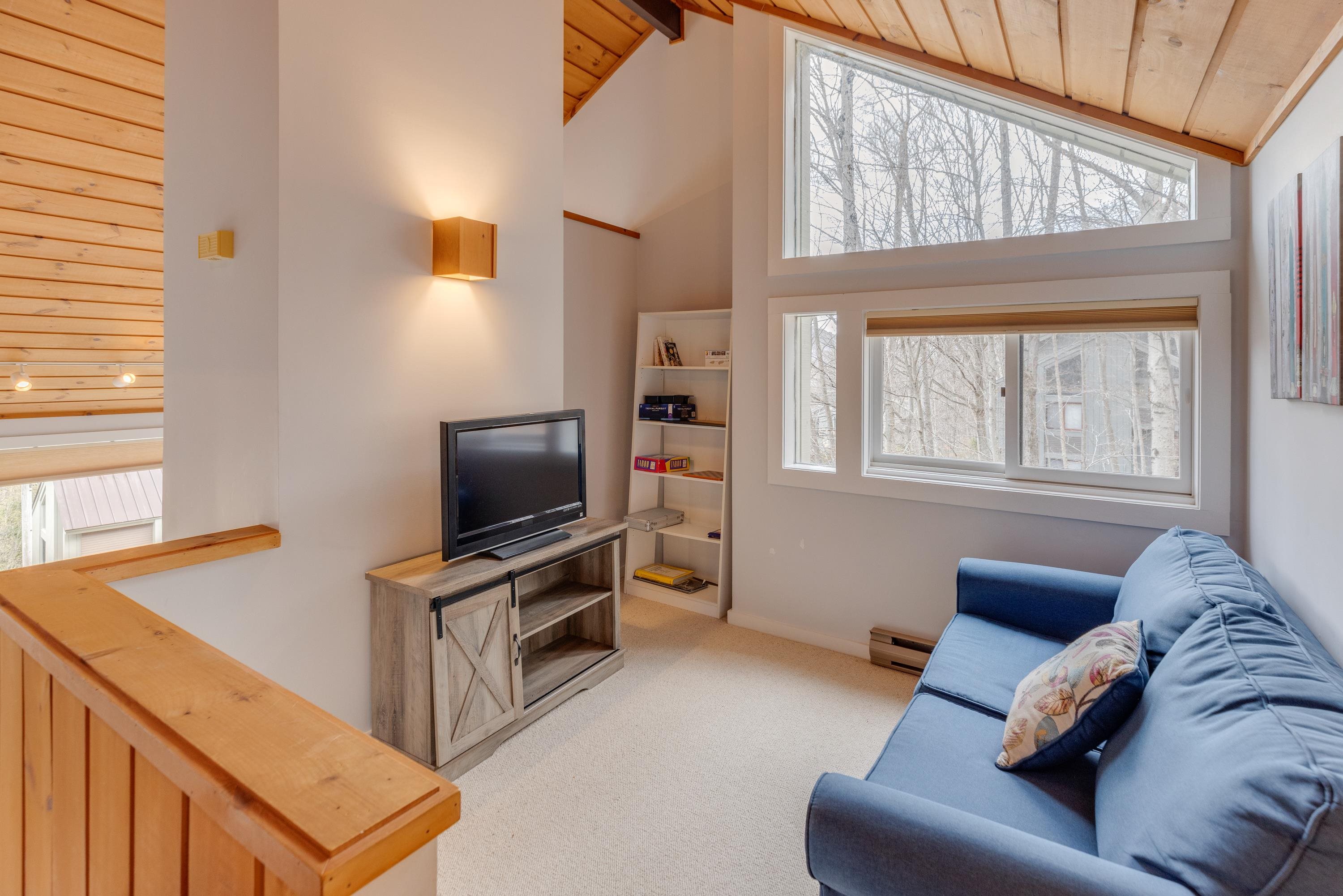 8 Highwood Road, Unit 2 Lincoln, NH 03251 - Photo 11 of 42