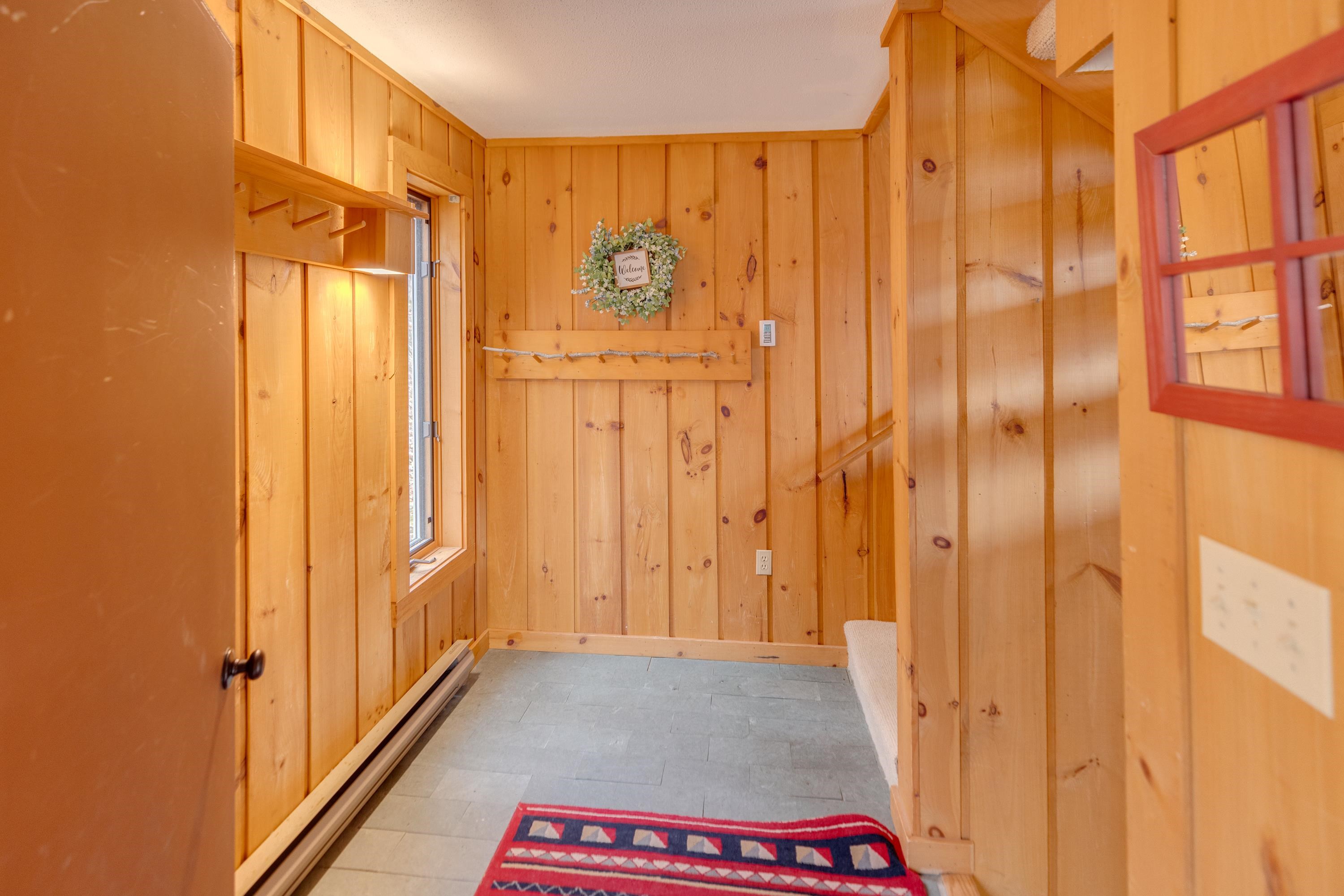 8 Highwood Road, Unit 2 Lincoln, NH 03251 - Photo 26 of 42
