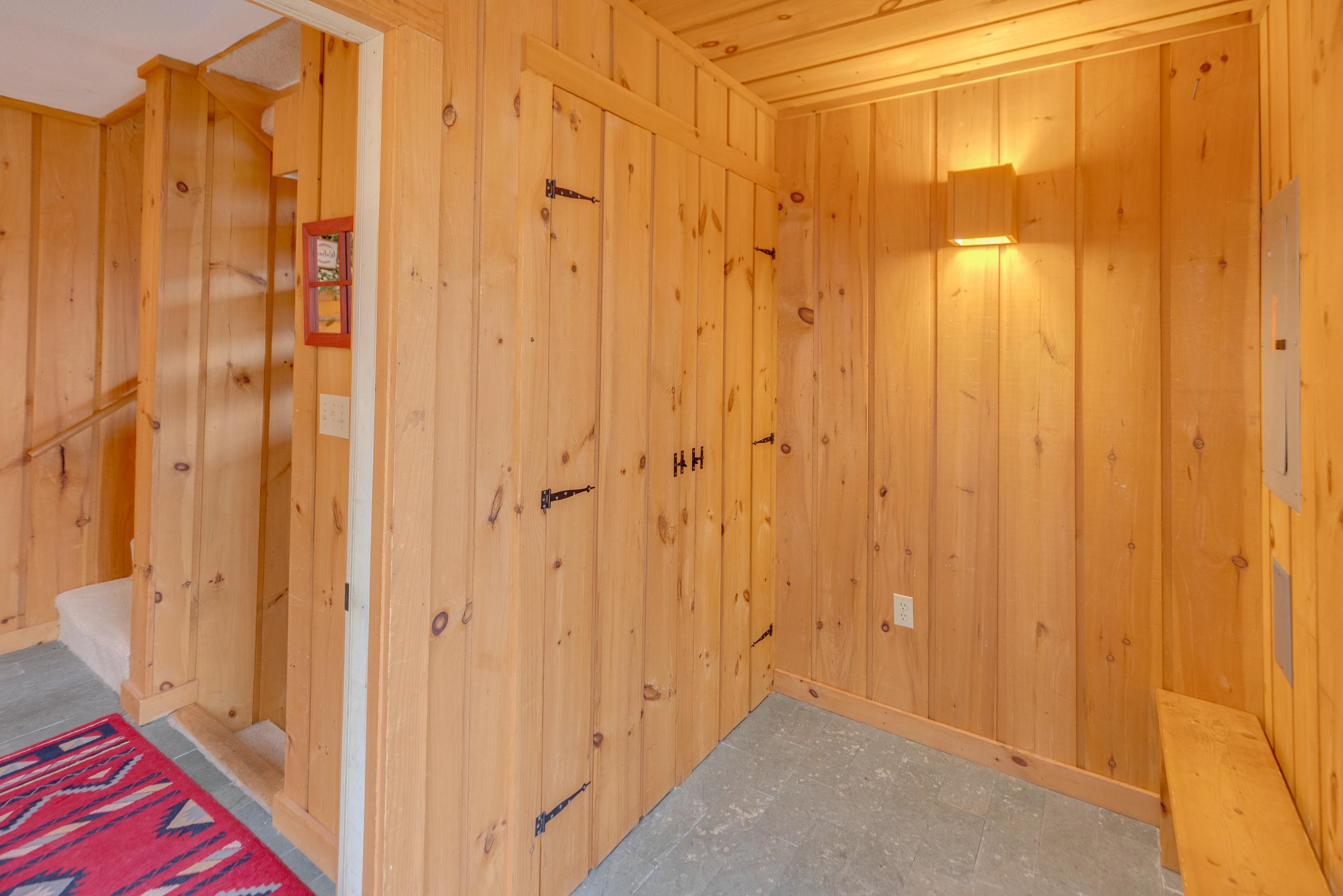 8 Highwood Road, Unit 2 Lincoln, NH 03251 - Photo 27 of 42