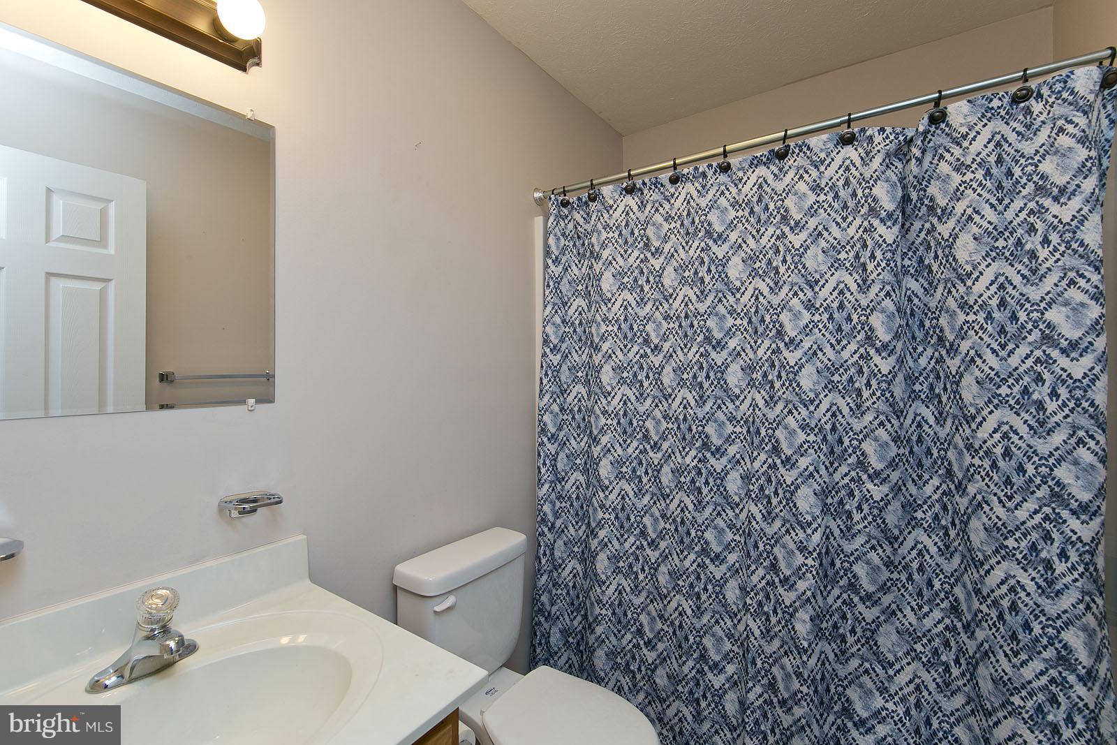 1440 Drummer Hill Road Front Royal, VA 22630 - Photo 21 of 30 Bath 2 main level
