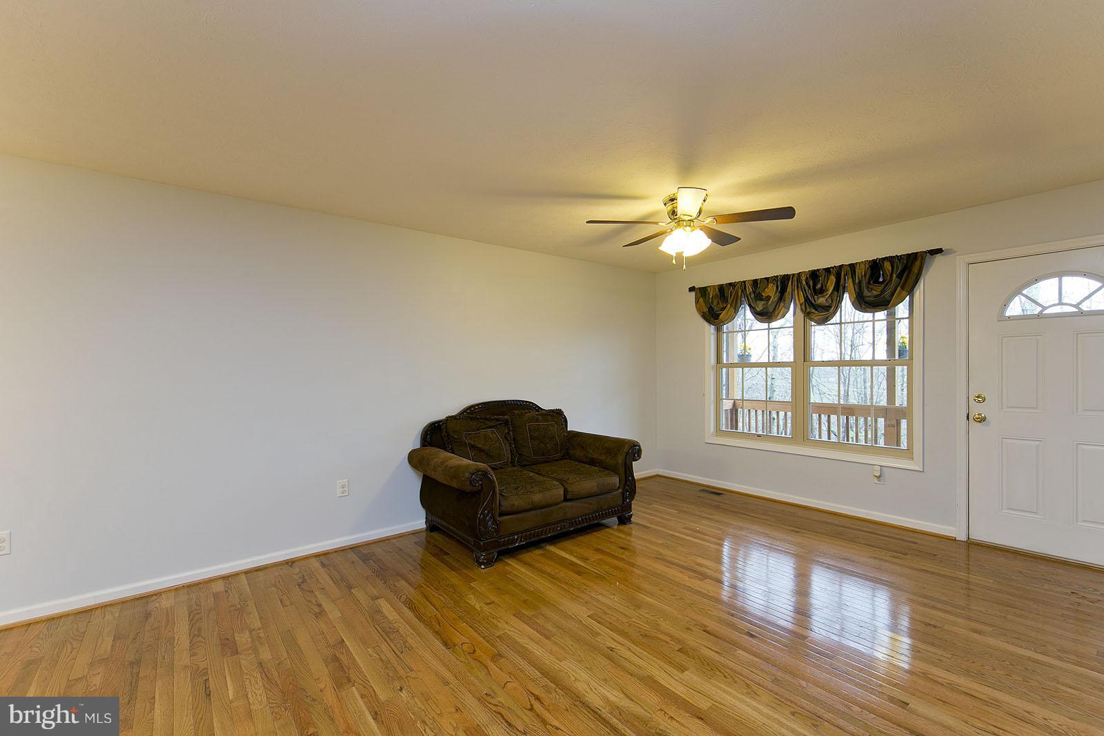 1440 Drummer Hill Road Front Royal, VA 22630 - Photo 6 of 30 Family Room