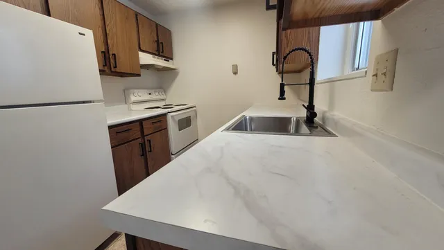 $259,900 | 3202-3204 10th Avenue North, Fargo, ND 58102