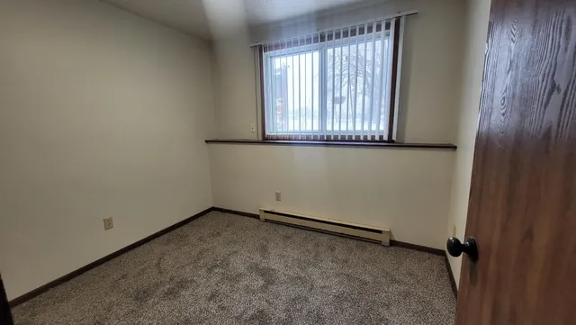 $259,900 | 3202-3204 10th Avenue North, Fargo, ND 58102