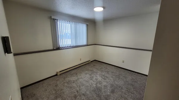 $259,900 | 3202-3204 10th Avenue North, Fargo, ND 58102