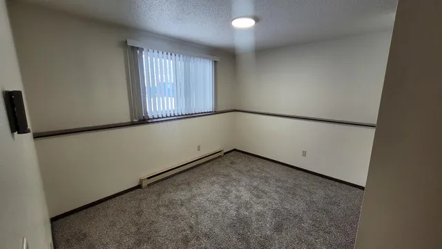 $259,900 | 3202-3204 10th Avenue North, Fargo, ND 58102