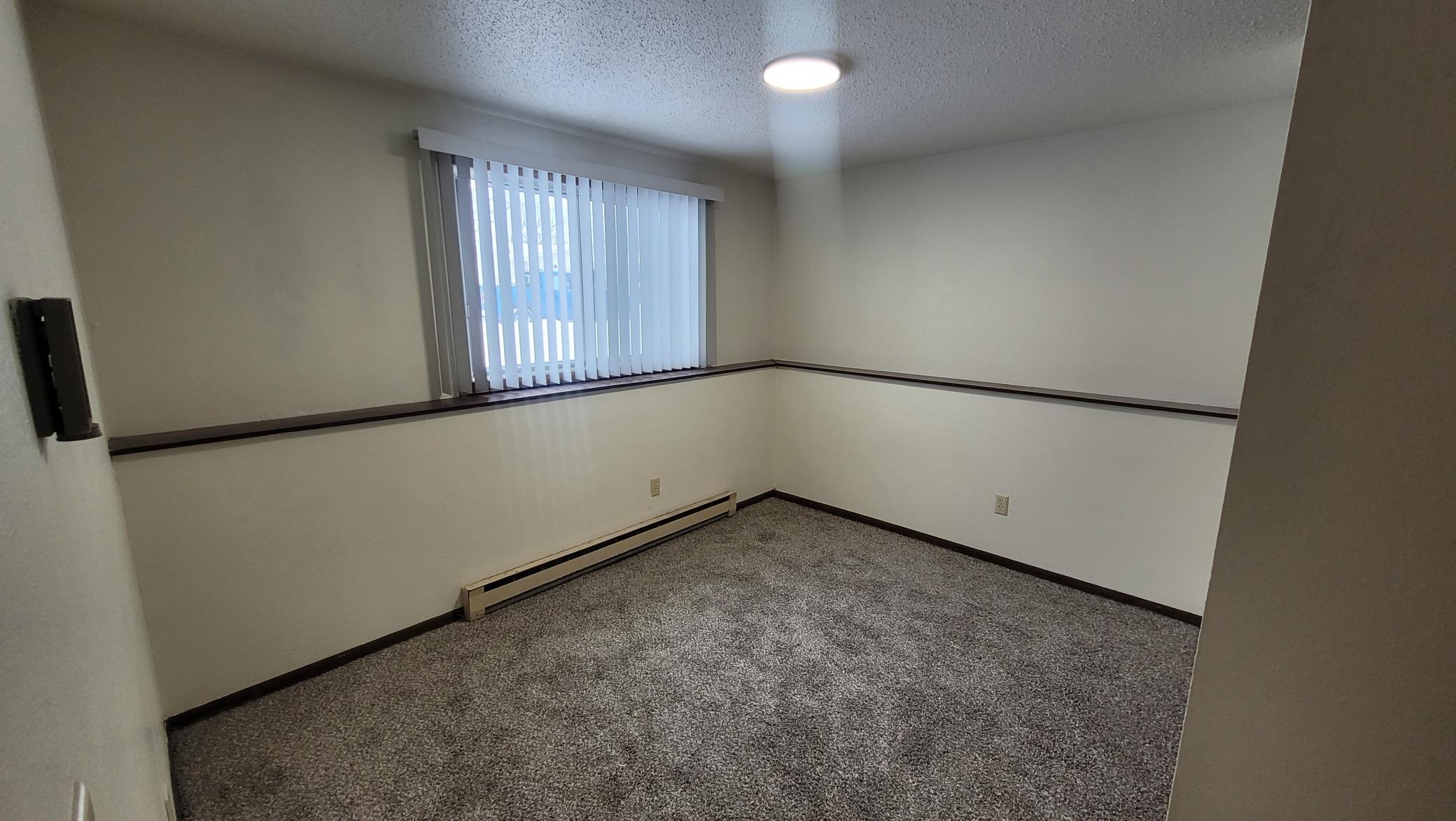 3202-3204 10th Avenue North Fargo, ND 58102 - Photo 5 of 14