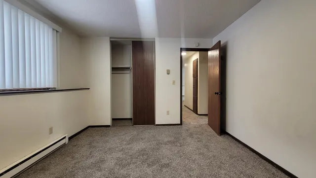 $259,900 | 3202-3204 10th Avenue North, Fargo, ND 58102