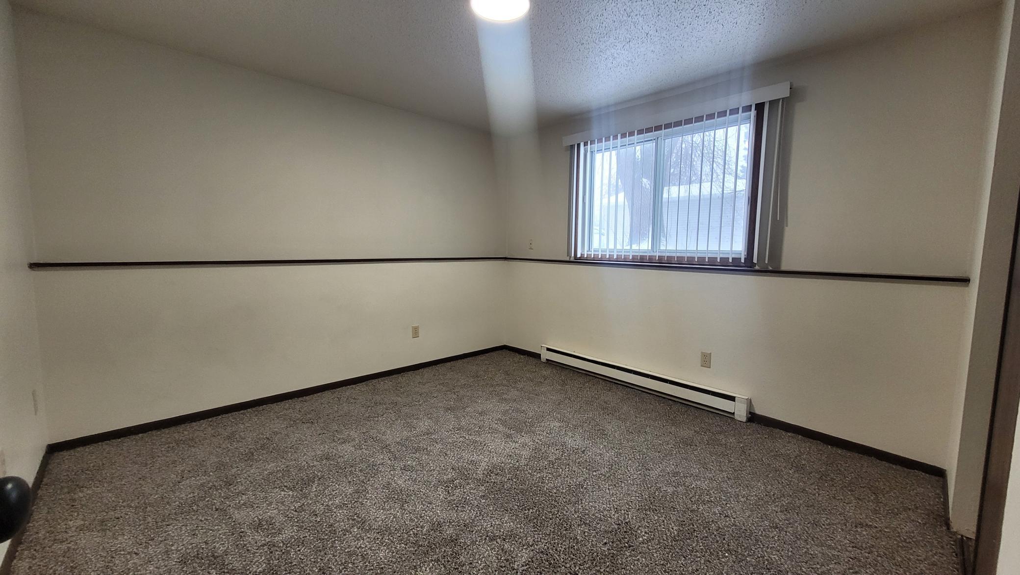 3202-3204 10th Avenue North Fargo, ND 58102 - Photo 7 of 14