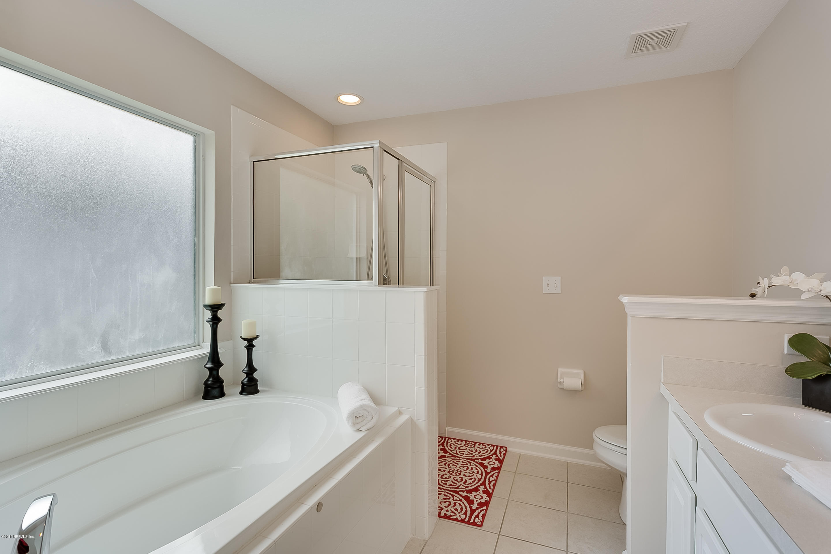 1076 Beckingham Drive St. Augustine, FL 32092 - Photo 14 of 25 014_Master Bathroom
