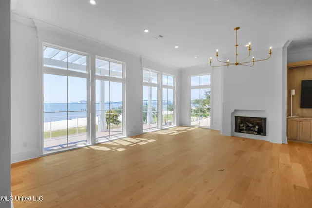 $1,175,000 | 100 South Beach Drive, Ocean Springs, MS 39564