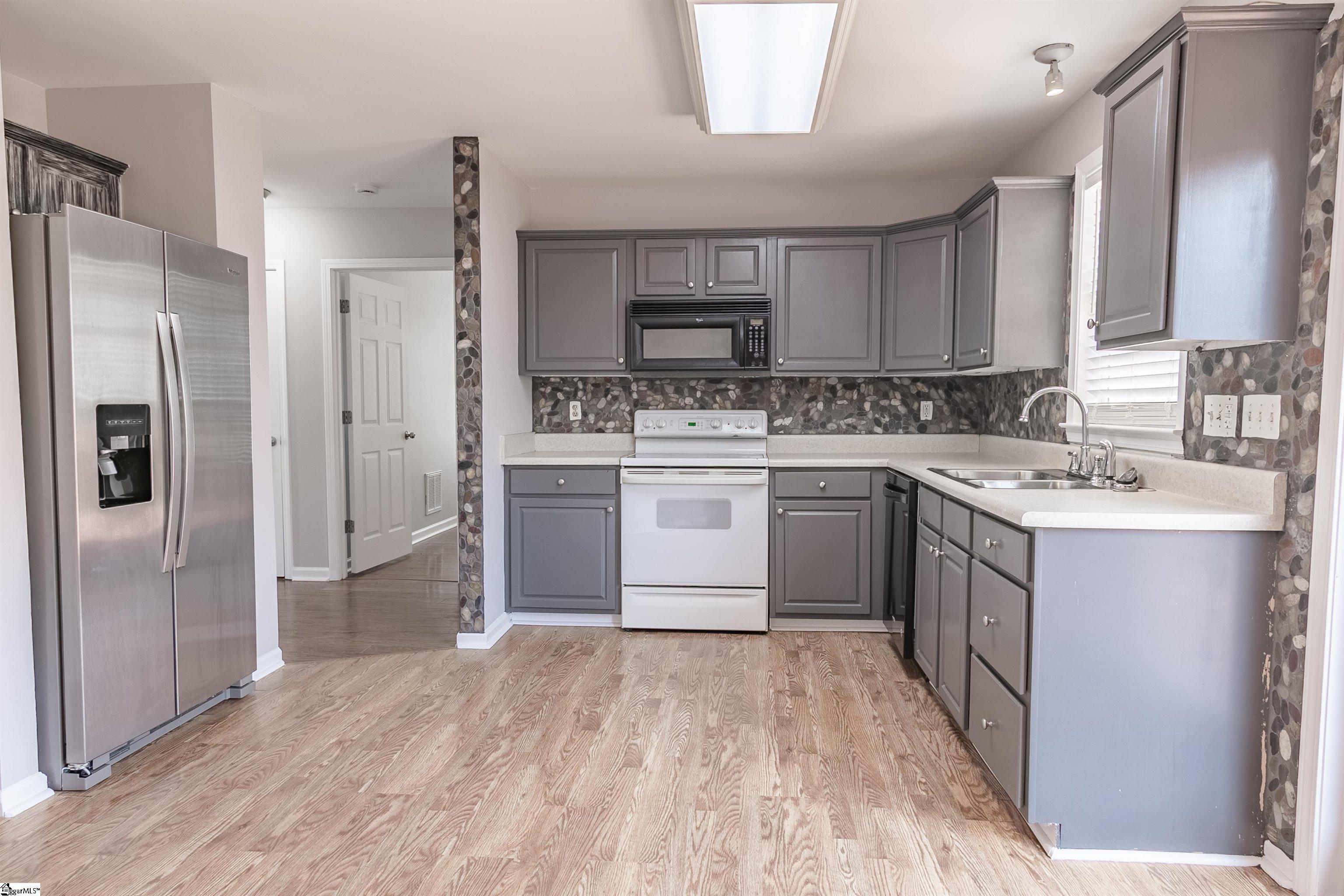 301 Stallion Road Greenville, SC 29617 - Photo 16 of 41