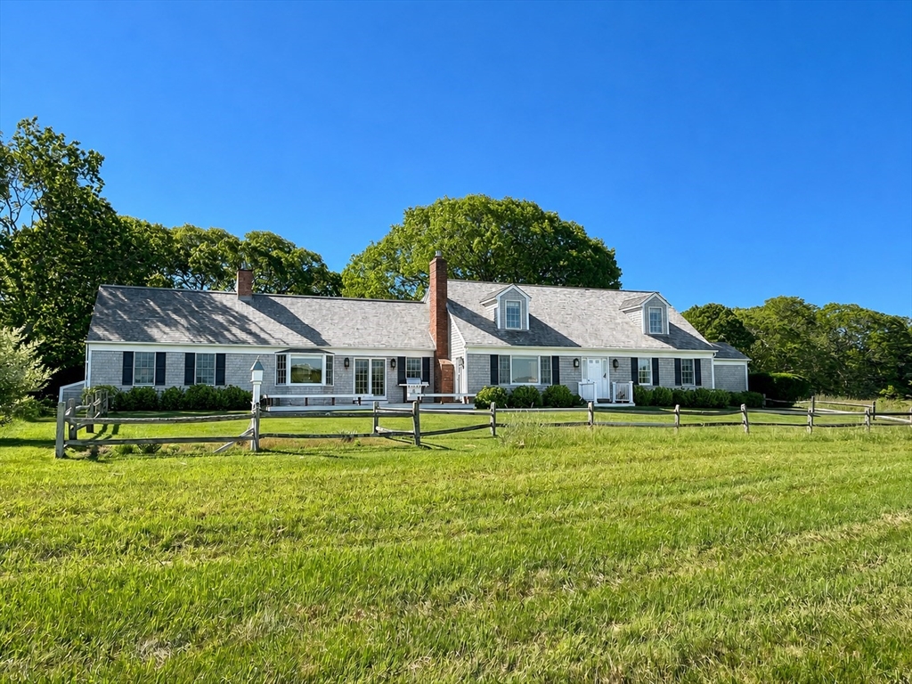 23 Beetle Swamp Road Edgartown, MA 02539 - Photo 3 of 40