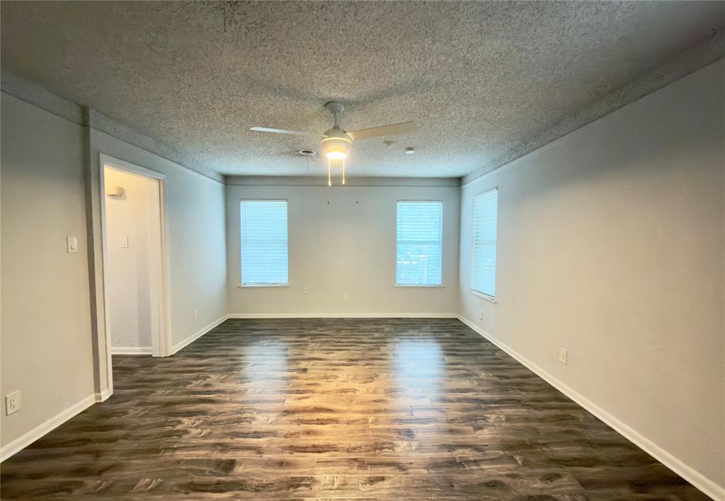 6455 Waverly Way Fort Worth, TX 76116 - Photo 3 of 7