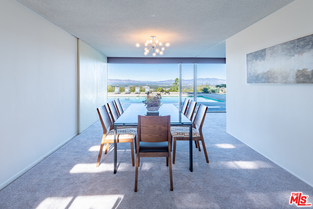 16533 Oldham Street Encino, CA 91436 - Photo 18 of 54