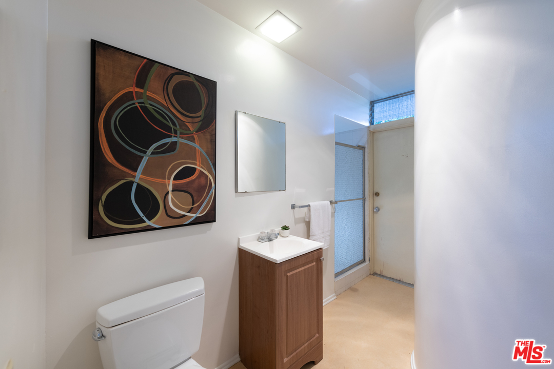 16533 Oldham Street Encino, CA 91436 - Photo 35 of 54