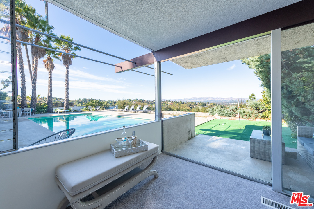 16533 Oldham Street Encino, CA 91436 - Photo 44 of 54