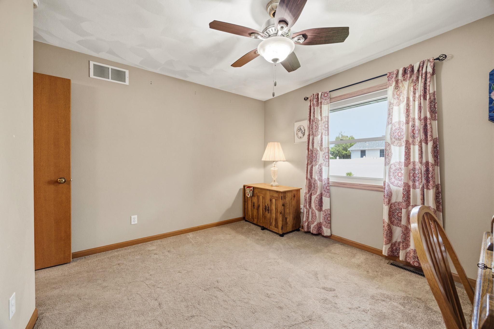 1532 Montclair Place Fort Atkinson, WI 53538 - Photo 32 of 47