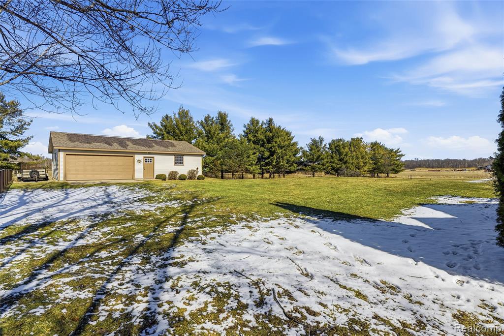8482 Reid Road Swartz Creek, MI 48473 - Photo 39 of 48 Gallery Image 39
