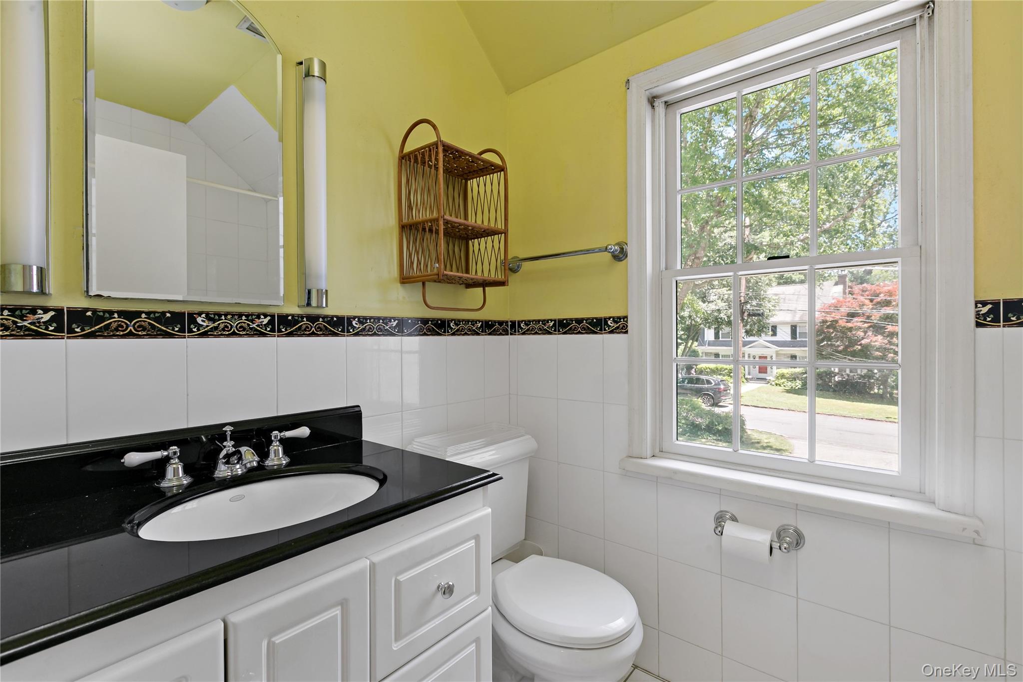 241 Madison Road Scarsdale, NY 10583 - Photo 24 of 33 Hall Bath off back stairs