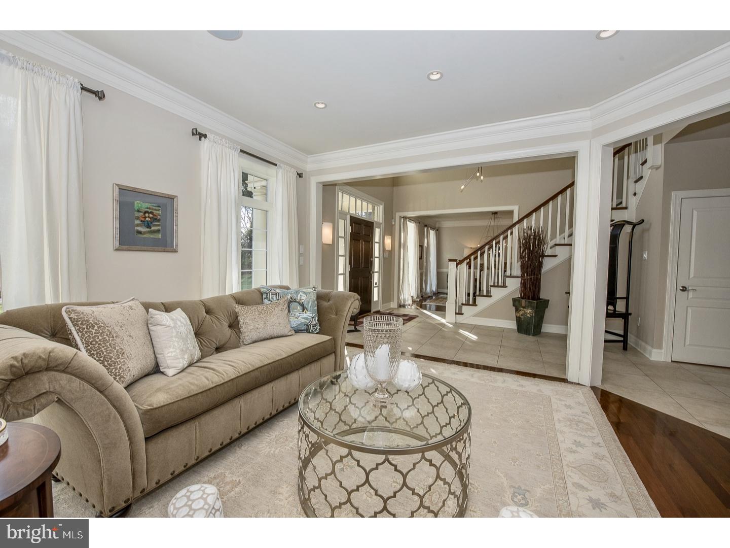 21 Dunminning Road Newtown Square, PA 19073 - Photo 4 of 25