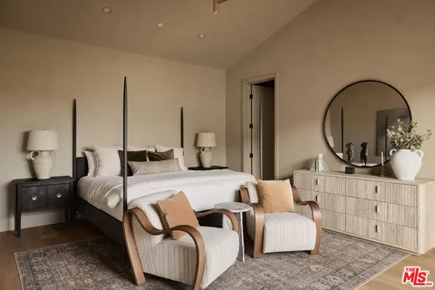 $4,295,000 | 2026 Louella Avenue, Venice, CA 90291