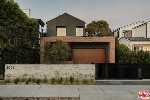 $4,295,000 | 2026 Louella Avenue, Venice, CA 90291