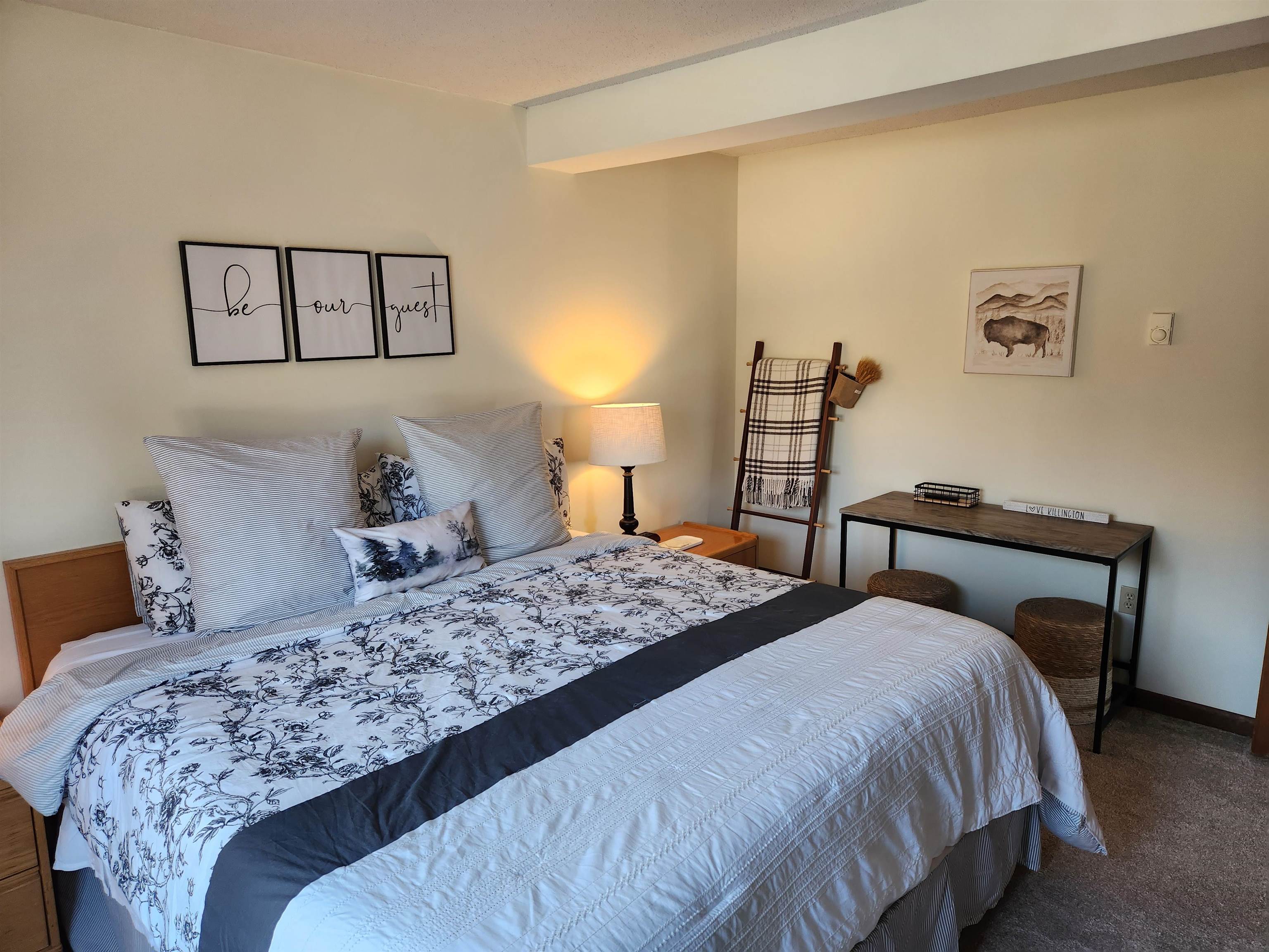 133 East Mountain Road, Unit B14 Killington, VT 05751 - Photo 5 of 33 Gallery Image 5