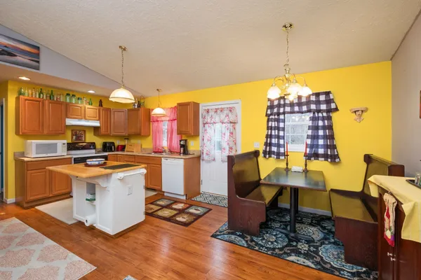 $260,000 | 60 Pathfinder Drive, Lexington, VA 24450