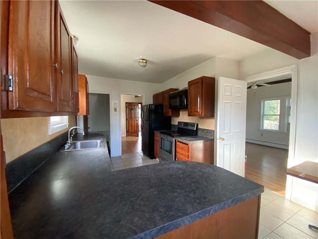 3122 West Shore Road Warwick, RI 02886 - Photo 7 of 15