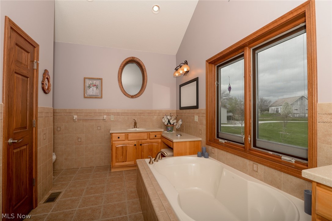 7690 Vandemark Road Lodi, OH 44254 - Photo 17 of 35 Gallery Image 17