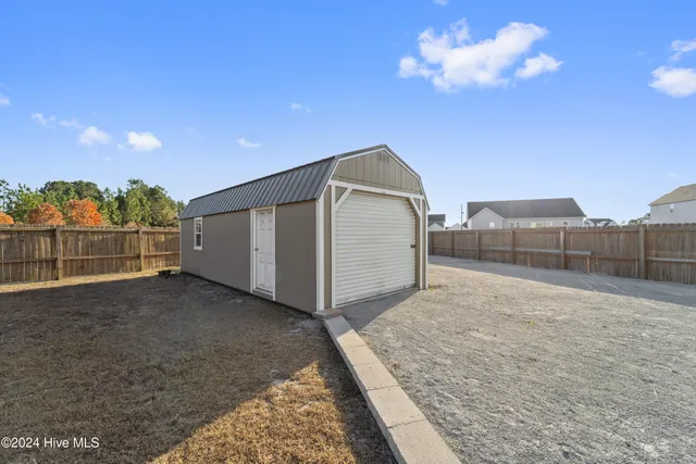 $1,995 | 221 Chestwood Drive, Hubert, NC 28539