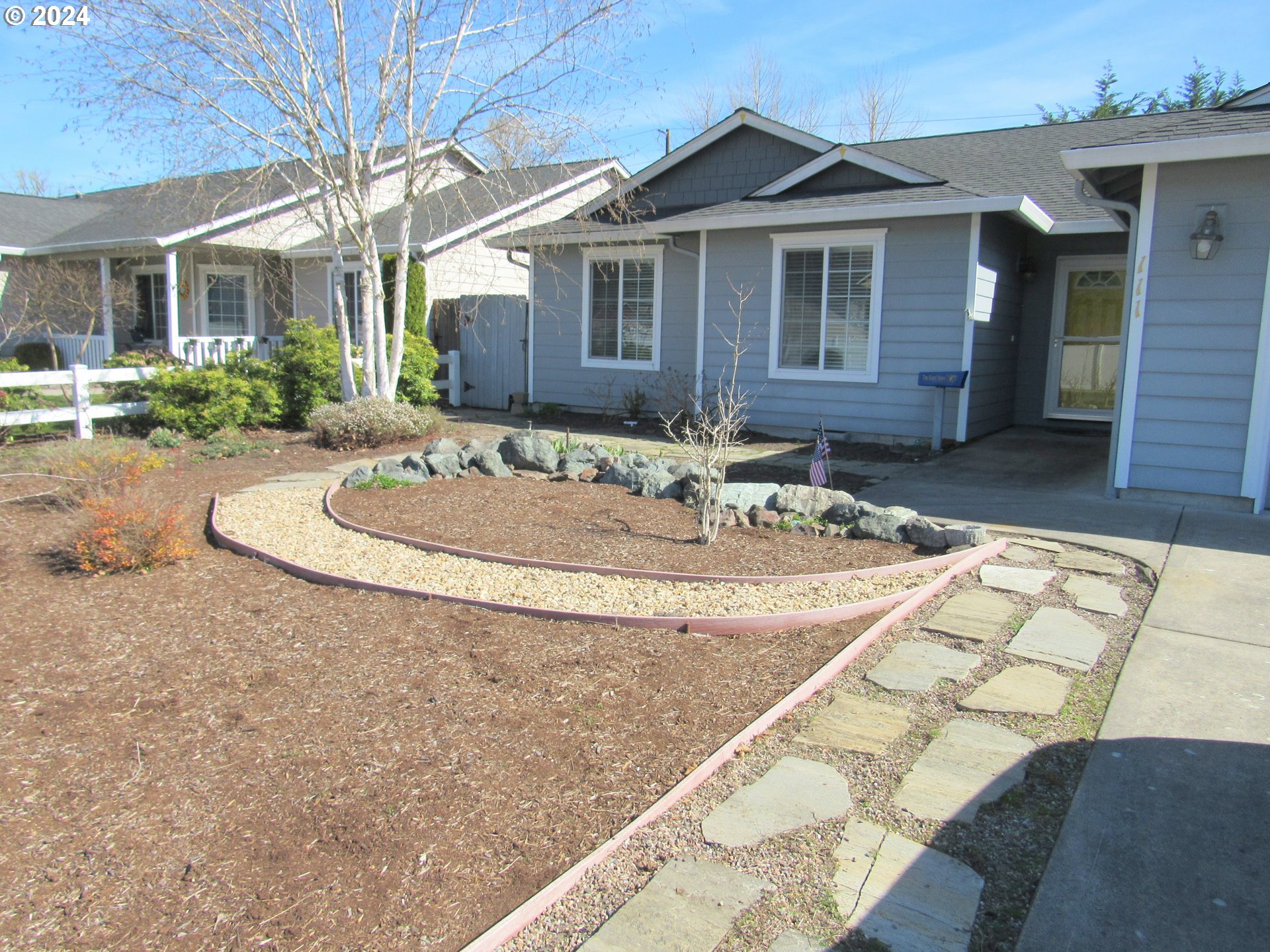 111 Crown Point Road Longview, WA 98632 - Photo 2 of 39 Yard