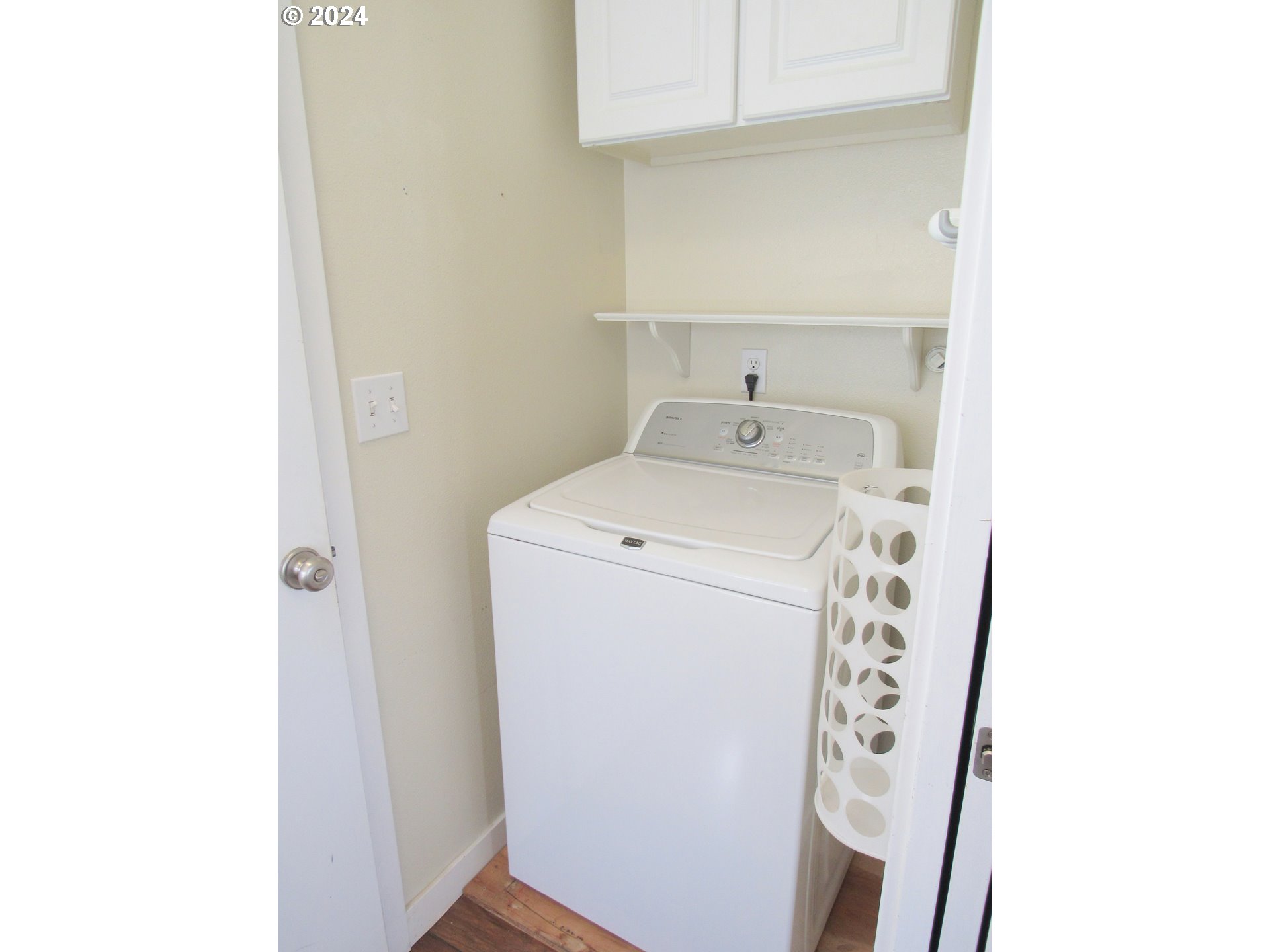 111 Crown Point Road Longview, WA 98632 - Photo 29 of 39 Utility Room