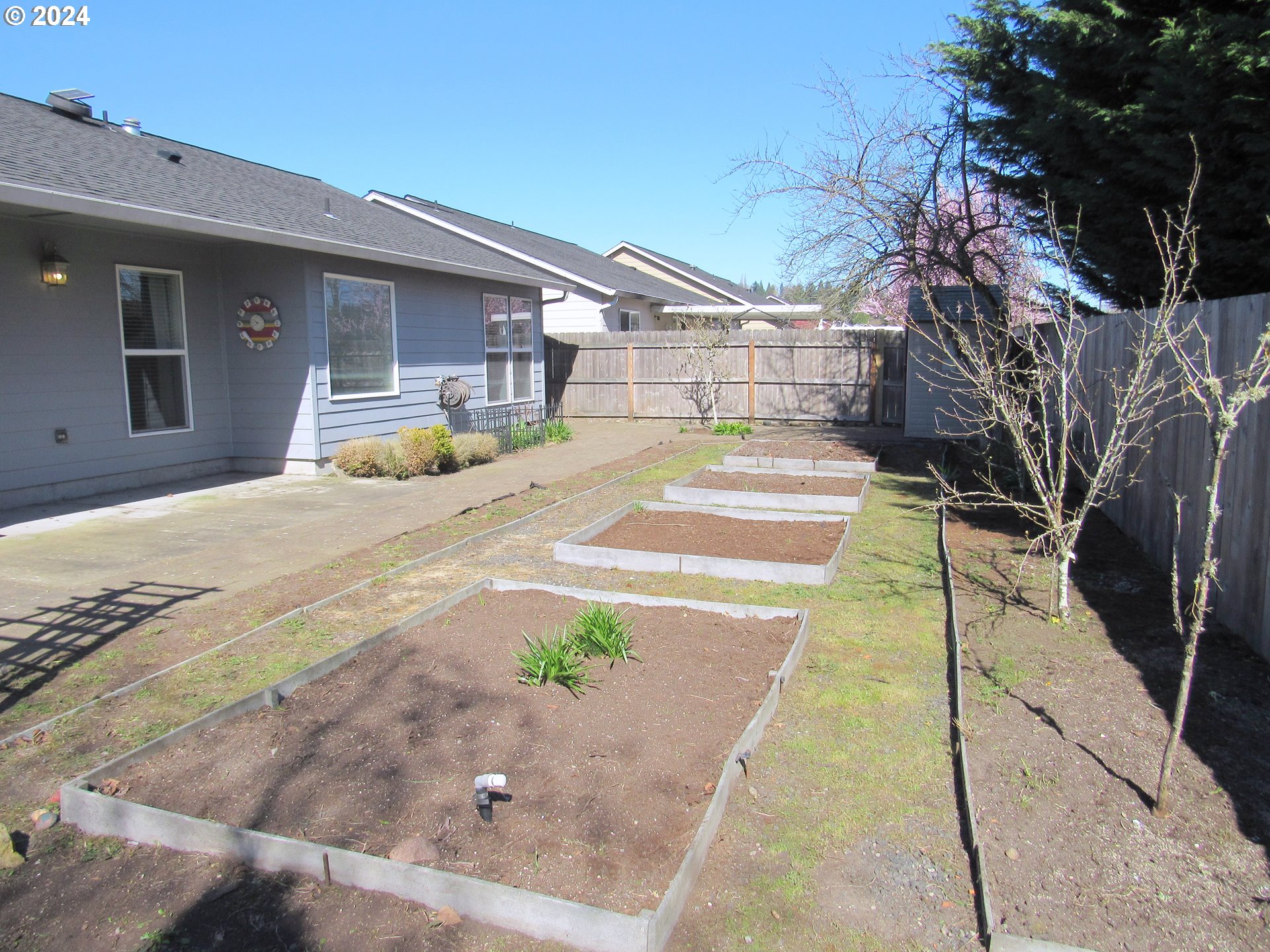 111 Crown Point Road Longview, WA 98632 - Photo 34 of 39 Backyard