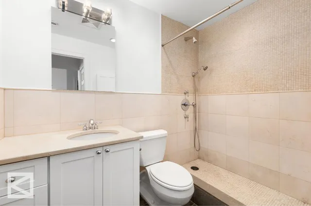 $2,699,000 | 205 East 22nd Street, Unit 2AB | Gramercy
