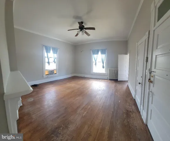 $1,200 | 1107 Prince Edward Street, Unit 3, Fredericksburg, VA 22401