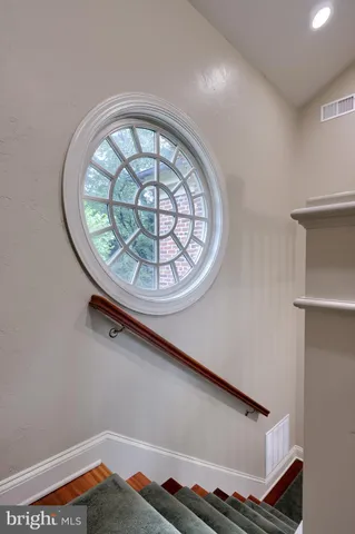 $1,225,000 | 1101 Smallbrook Lane, York, PA 17403