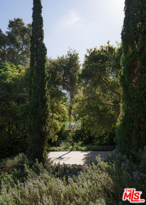1567 East Valley Road Montecito, CA 93108 - Photo 37 of 38 Gallery Image 37