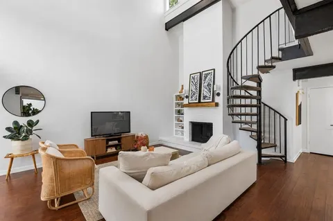 $285,000 | 9308 Chimney Corner, Dallas, TX 75243