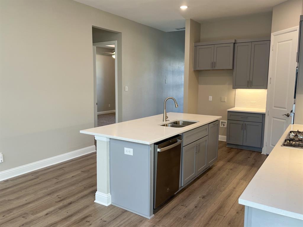 10594 Prairie Rose Road Frisco, TX 75035 - Photo 10 of 28 Gallery Image 10