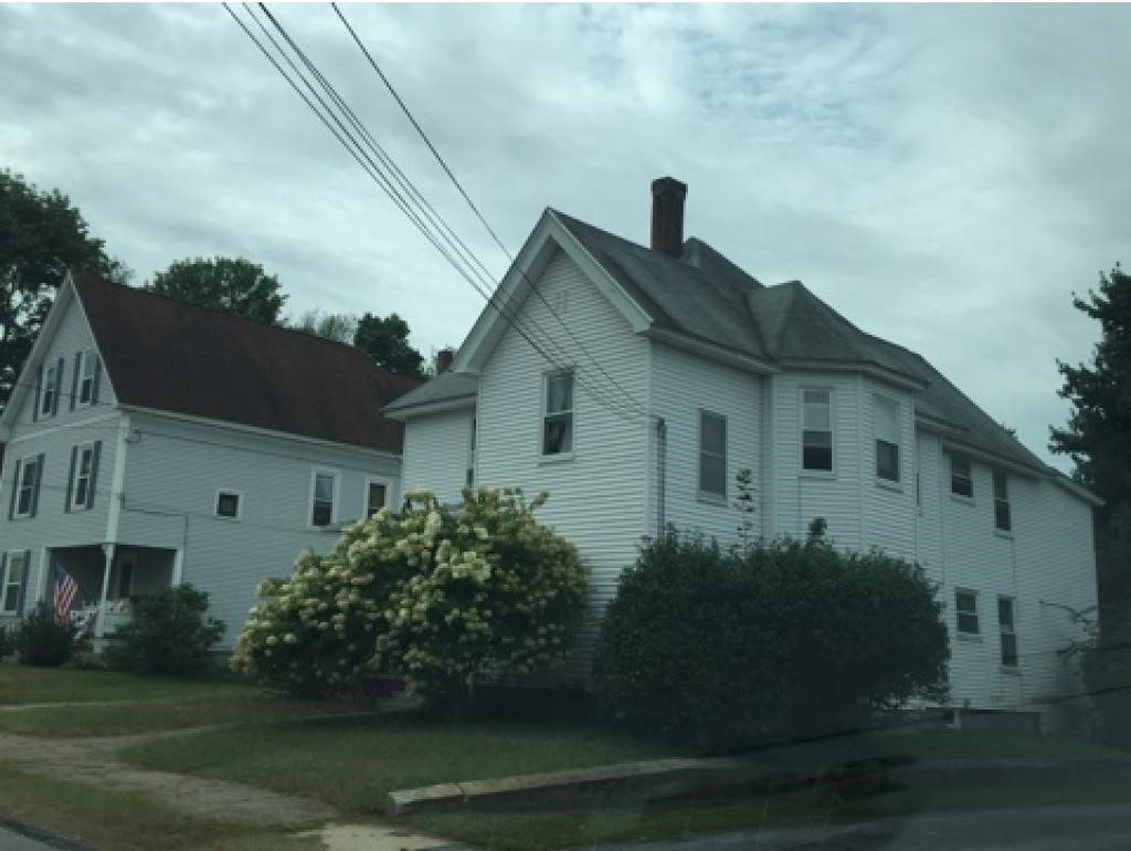 31 Riddle Street Manchester, NH 03102 - Photo 8 of 19