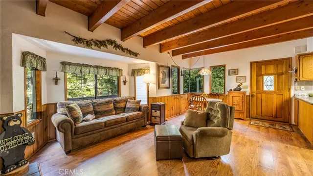 $300,000 | 24941 Faulhorn Drive, Crestline, CA 92325