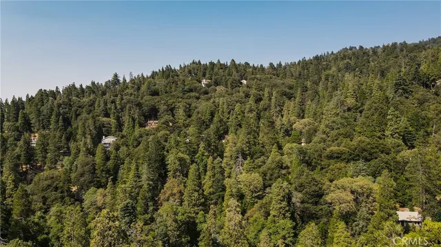 $300,000 | 24941 Faulhorn Drive, Crestline, CA 92325