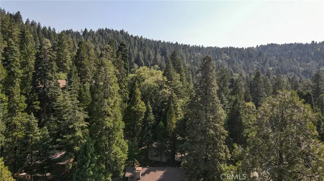 $300,000 | 24941 Faulhorn Drive, Crestline, CA 92325