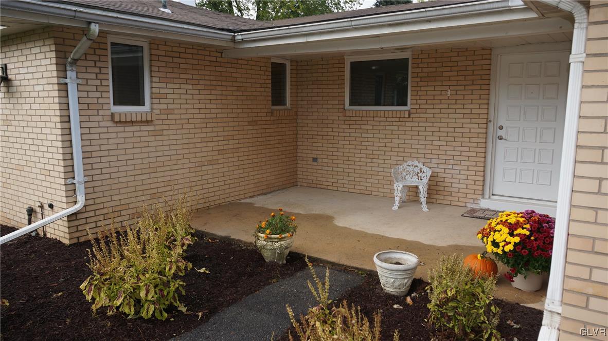 1840 Meadows Road Hellertown, PA 18055 - Photo 8 of 36 Gallery Image 8