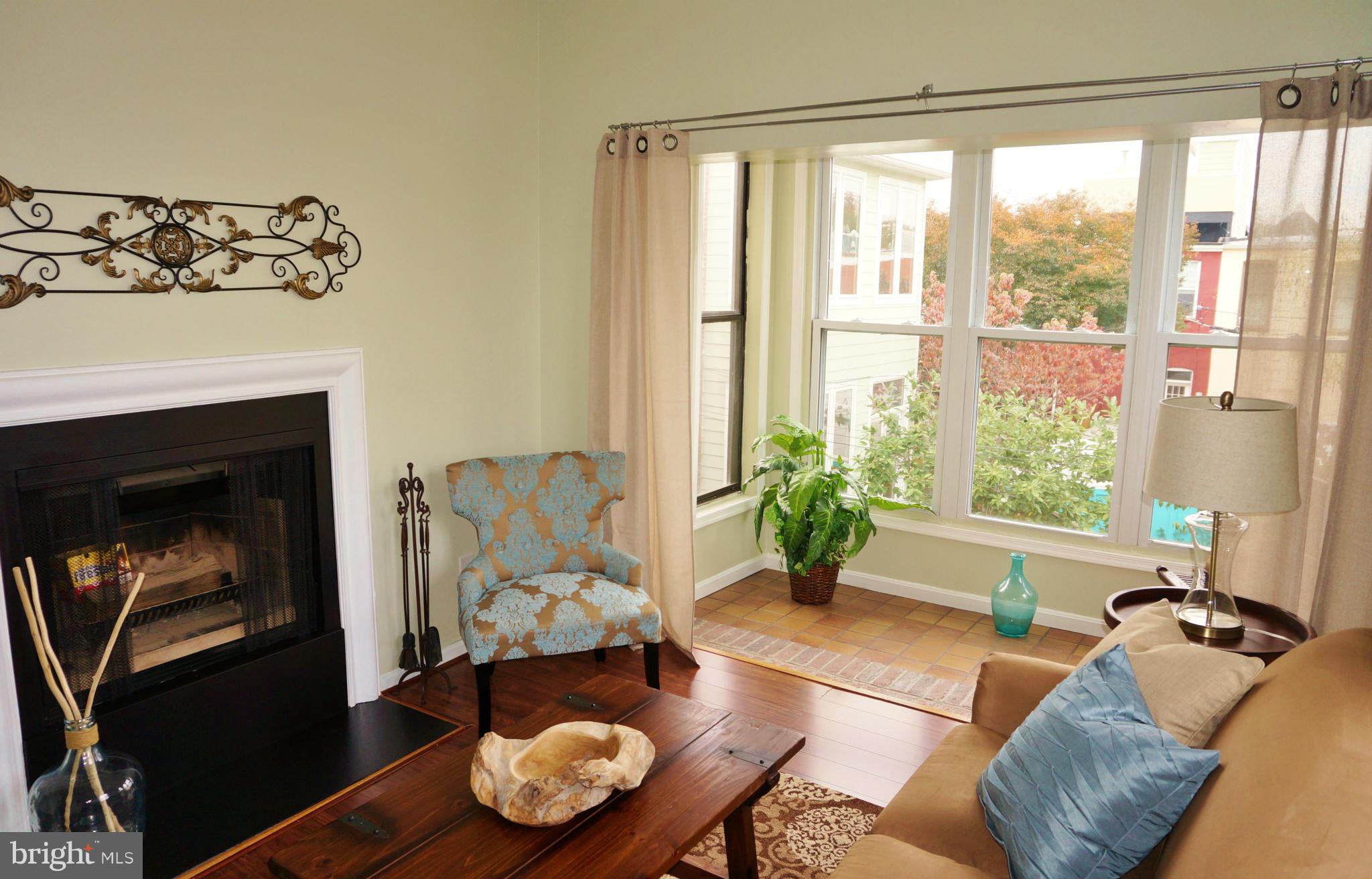 618 F Street Northeast, Unit 6 Washington, DC 20002 - Photo 8 of 25 Living Room